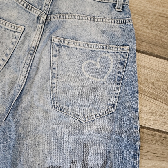 90s vibes Grafitti Jeans - Picture 6 of 6